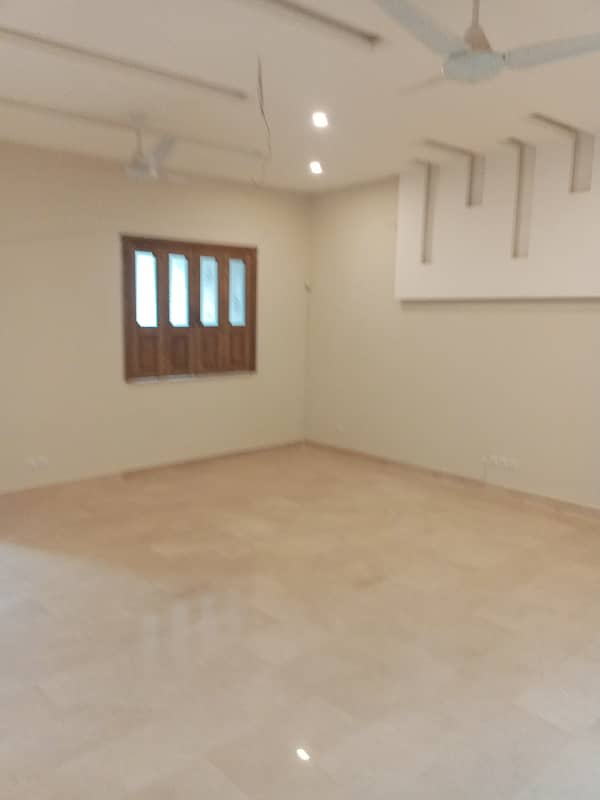 3 bed room portion for rent d,12 9