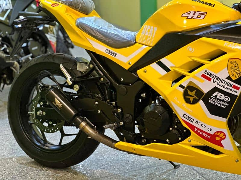 KAWASAKI NINJA ZX10 REPLIKA 5