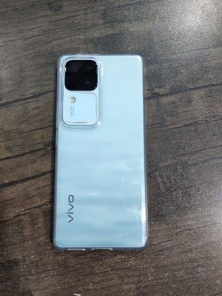 vivo v 30 1