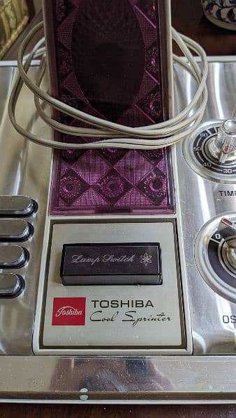 Toshiba table fan 1