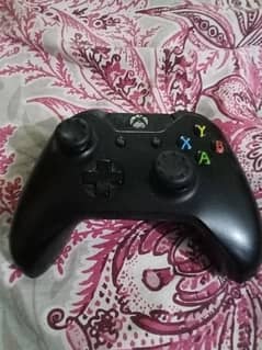 Xbox one gen 2 controller with battery pack