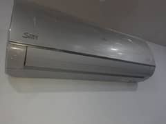 Urgent brand new ac for sale
