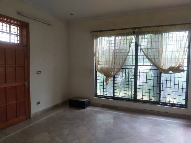 MIAN ESTATE OFFERS 20 MARLA 2 STOREY INDEPENDENT HOUSE FOR RENT FOR SILENT OFFICE+ FAMILY 2