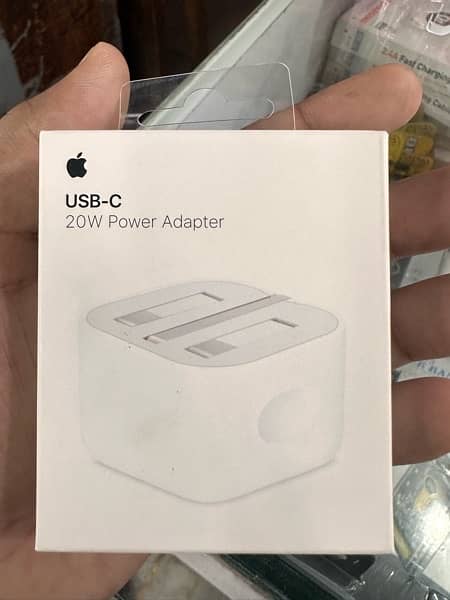 Iphone adoptor 20w brand new orignal 0