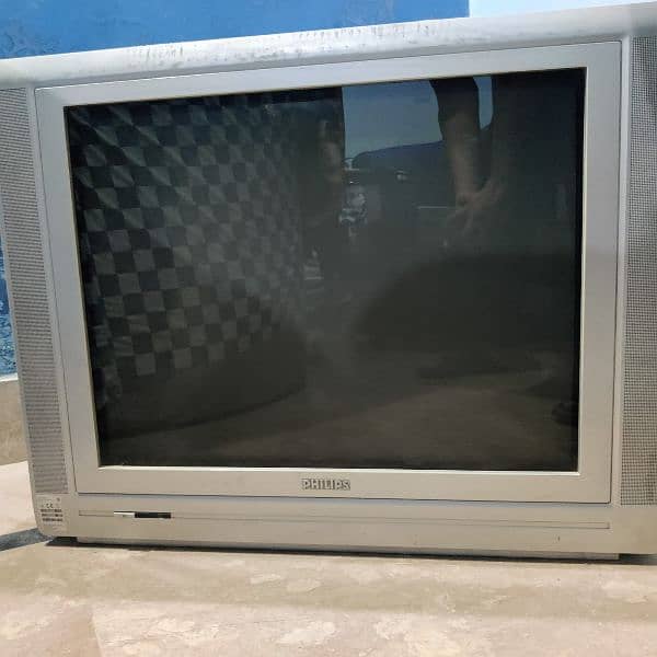 Phillips old Tv (Made in Thailand) 1