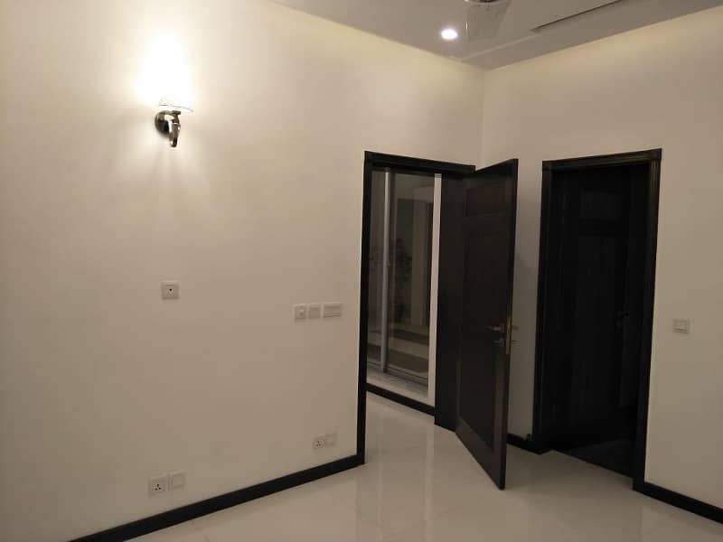 7 Marla Beautiful House with 4 Bedrooms Available for Rent in DHA Phase 6 | 4 Bedrooms 7