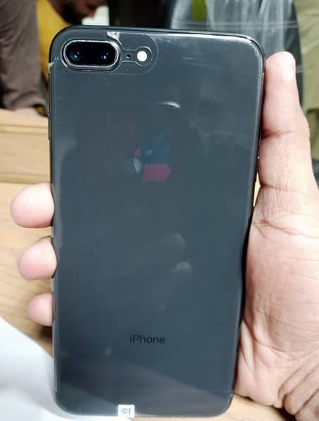 iPhone 8 Plus approved 12