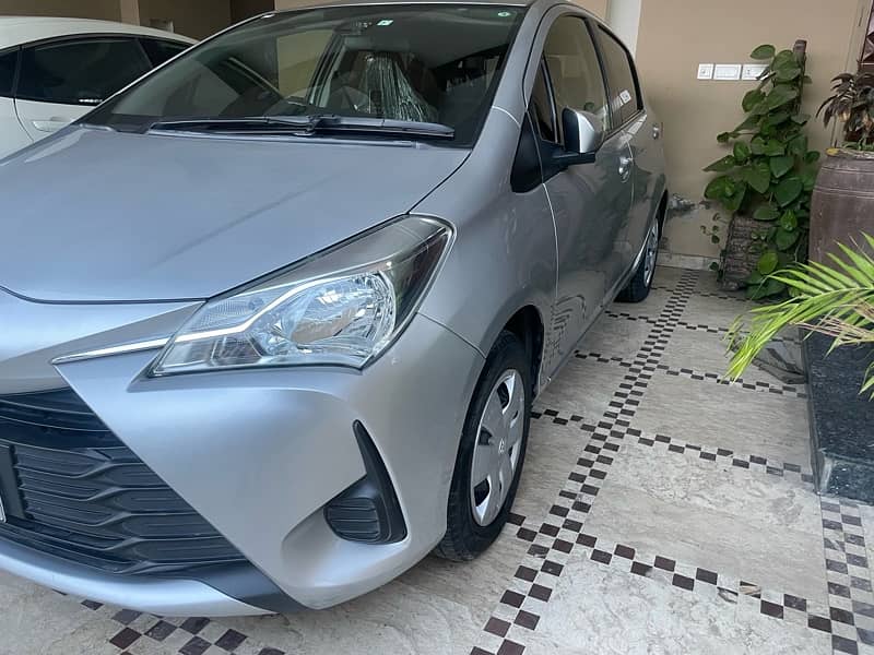 Toyota Vitz 2022 7