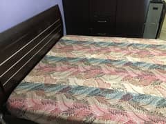3door almari and double bed with mattress for sale