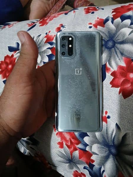 One plus 8T 12/256 0