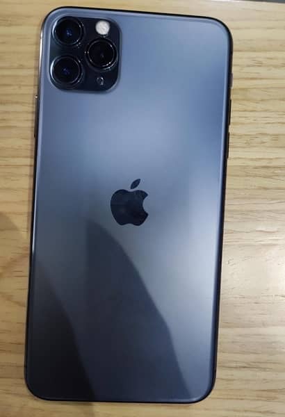 Iphone 11 Pro Max 256gb PTA Aroved 3