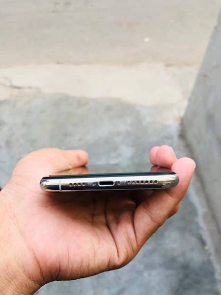 i phone 11 pro max 64gb not pta sim working 2