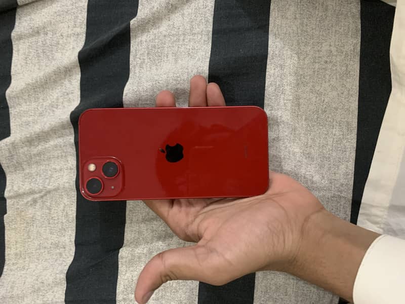iphone 13 red 3