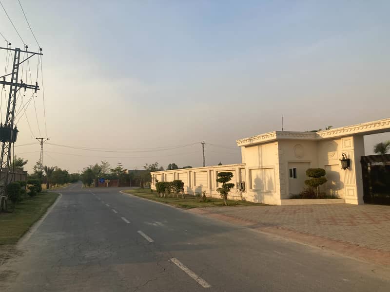 8 Kanals AFFORDABLE plot on Barki Road. 1