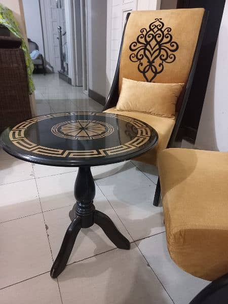 Easy Room  Chairs with long back  For sale 7