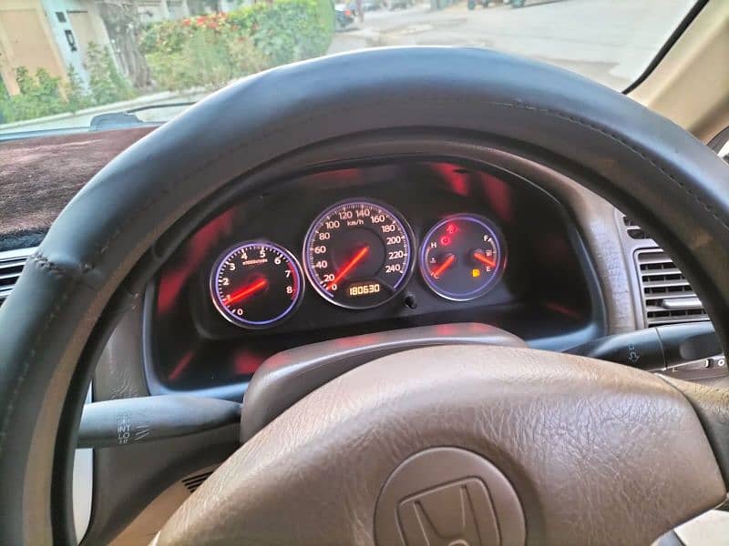 Honda Civic EXi 2004 8