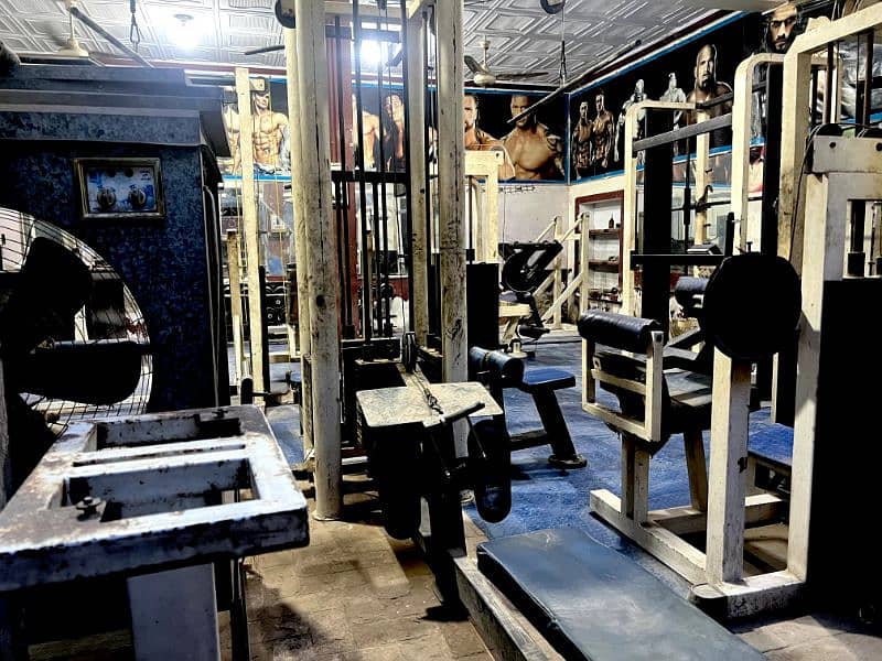 Sara gym ka saman available h lene se pehly check kar len (03012549432 18