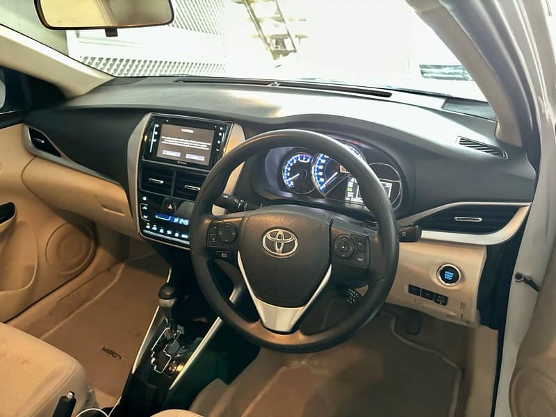 Toyota Yaris 2022 1.5 Ativ X 4