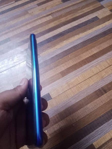 realme 5 dual official approvad.       0/3282668494 3