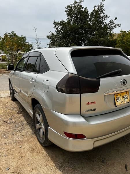 Toyota Lexus Harrier 3.0 AirSuspension better than forturner revo vigo 5