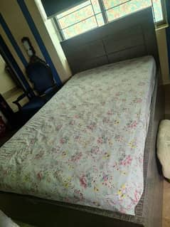 single bed set and dressing wardrobe 0