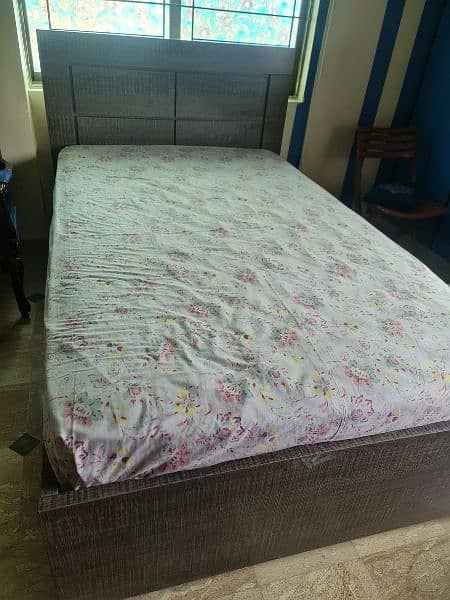 single bed set and dressing wardrobe 1