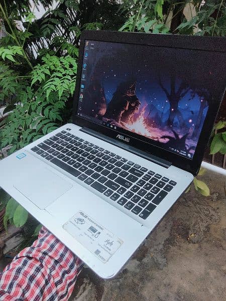 Core i5 6th Generation, Slim Laptop, best for University Students 1