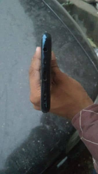 one plus n2000 5g for sell 2