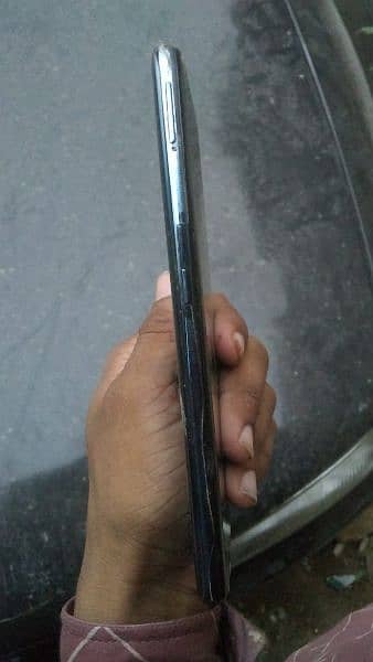 one plus n2000 5g for sell 4