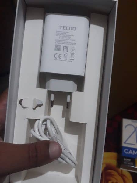 Tecno 33w Original Charger 1