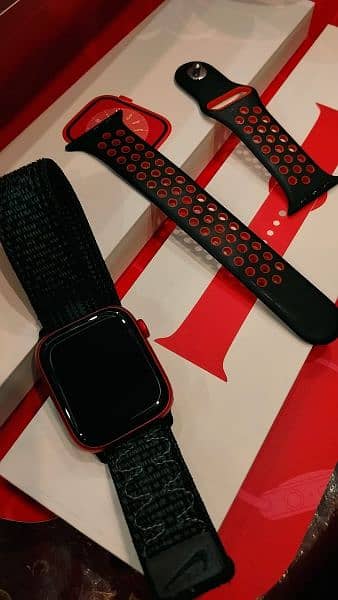 apple watch series 8 45 mm red 6