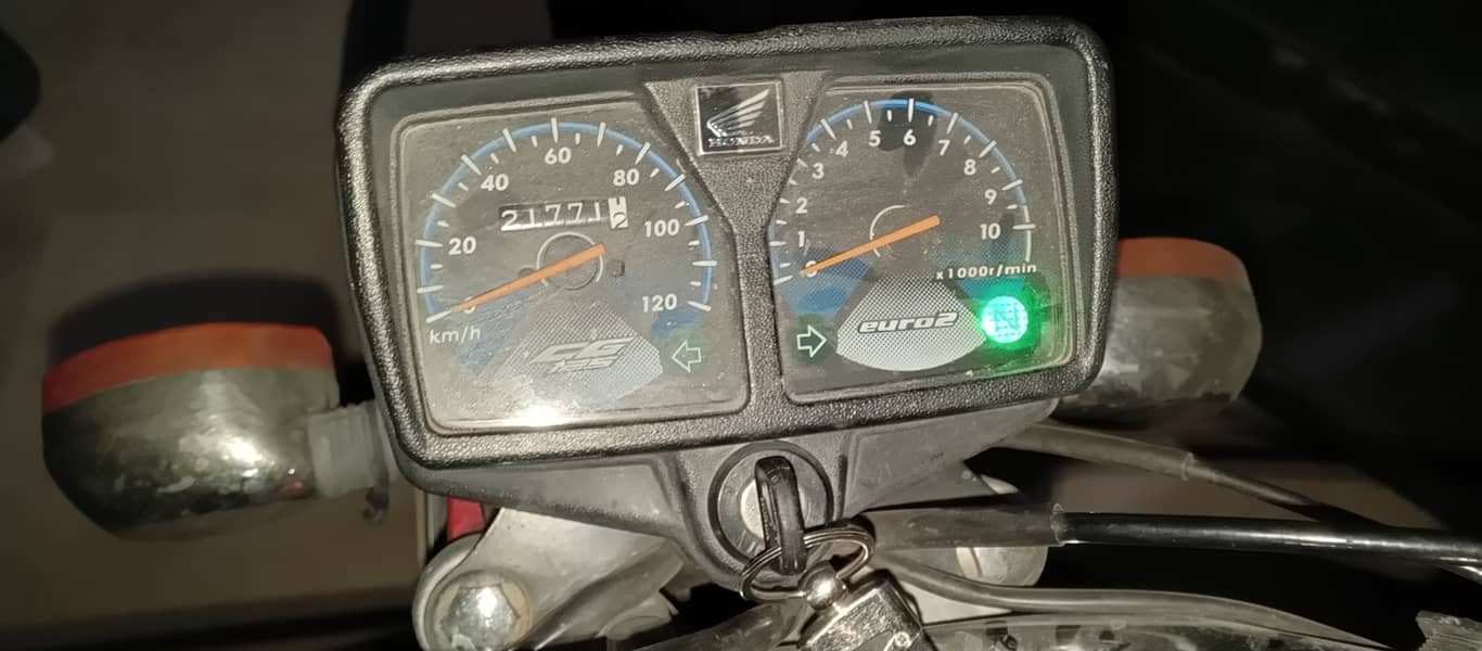 Honda CD125cc 4