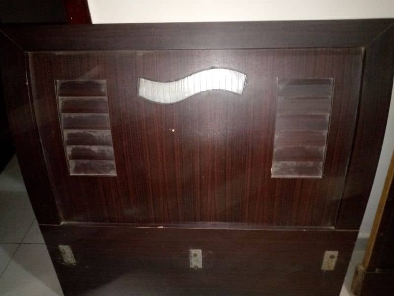 slightly used single bed complete 1