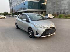 Toyota Vitz 2018/2022, total genuine for sale in Islamabad