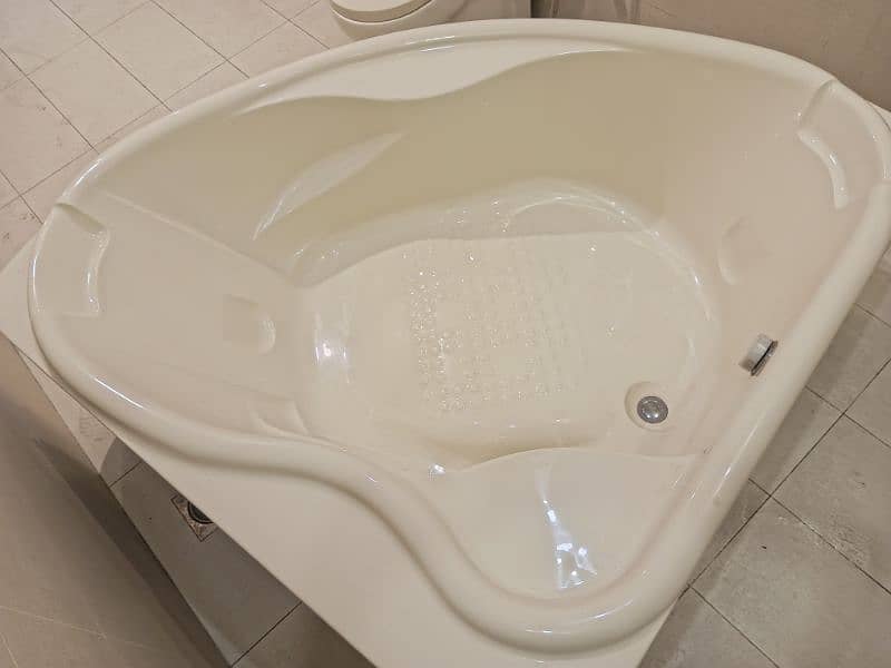 Bath tub condition new Full size every color 2