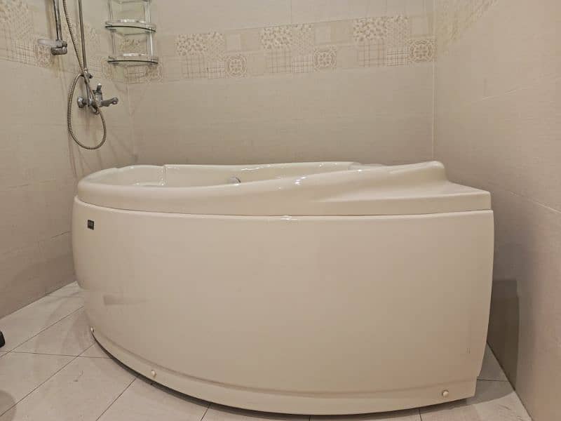 Bath tub condition new Full size every color 4