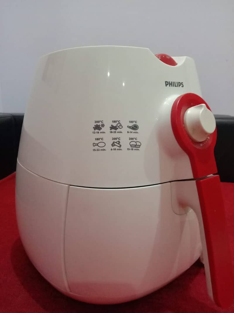 Phillips Air Fryer slightly used - very good condition 2