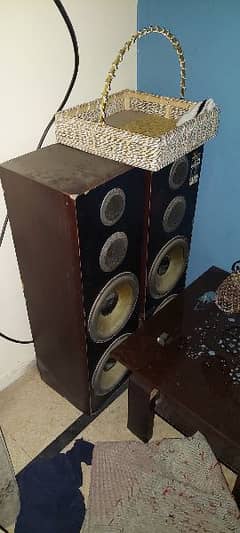 speakers 0