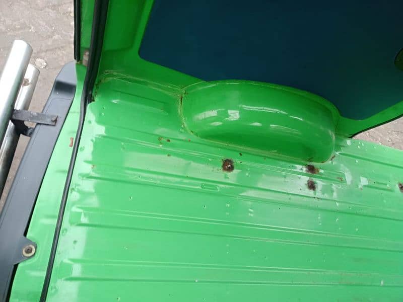 Suzuki Bolan scheme green colour genuine condition 3