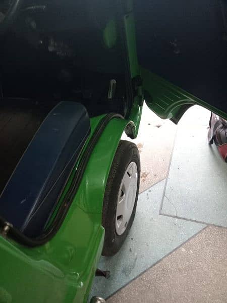 Suzuki Bolan scheme green colour genuine condition 9