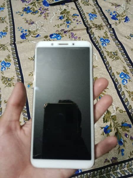 Oppo A83 mobile 1