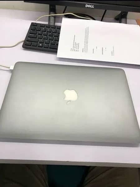 Macbook Air 13 inch 2015 1