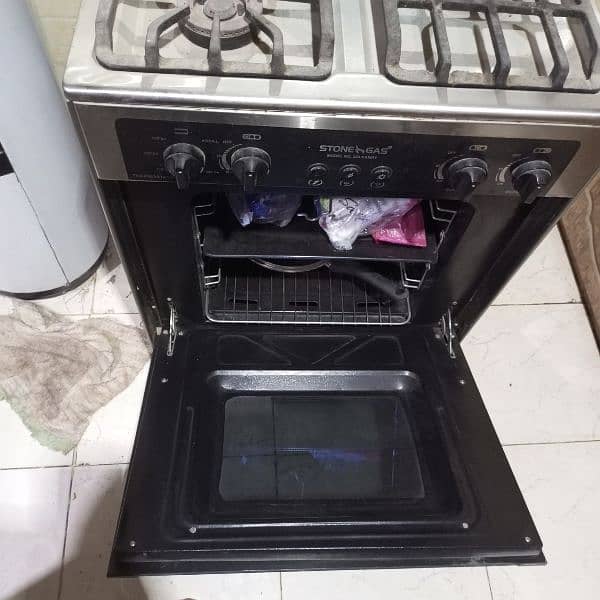 Almost Brand New Gas Oven 2+1 Burner 1