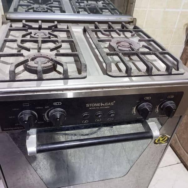 Almost Brand New Gas Oven 2+1 Burner 2