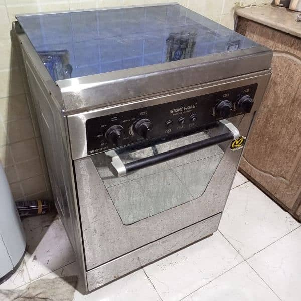 Almost Brand New Gas Oven 2+1 Burner 4
