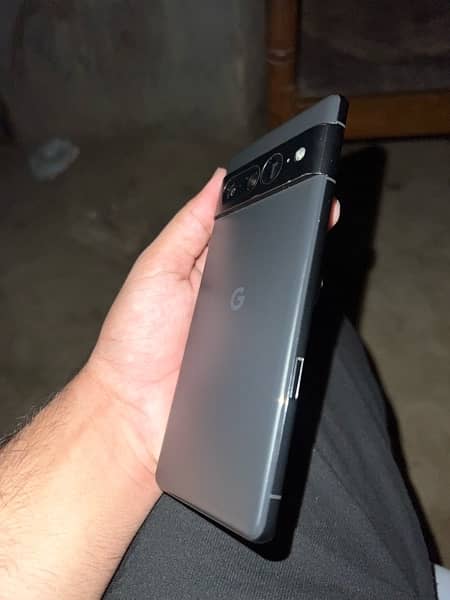 Google Pixel 7 pro 4