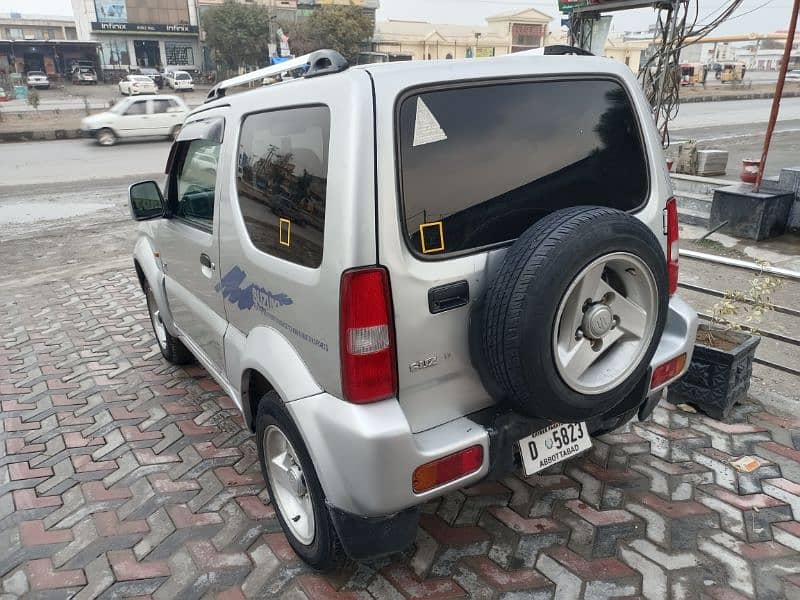 Suzuki Jimny 1300cc 3