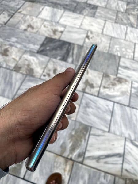 Samsung Galaxy Note 10+ 6