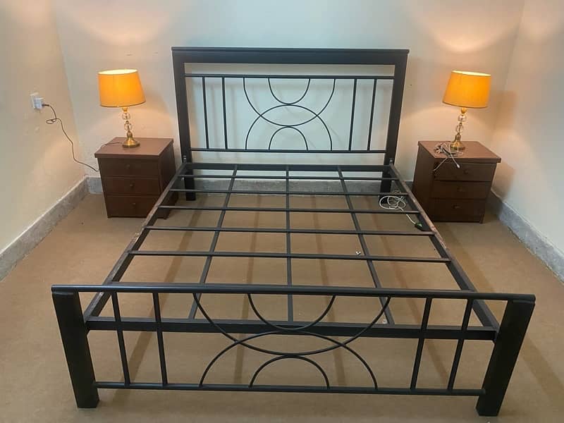 wrought iron bed with mattress 3