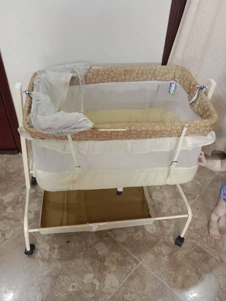 baby cot 3